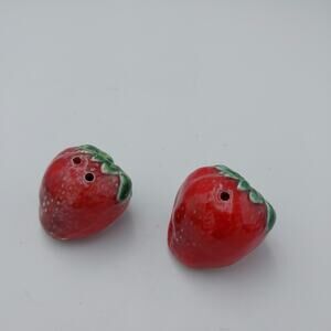Arcadia Ceramics Strawberry Salt And Pepper Shakers Vintage